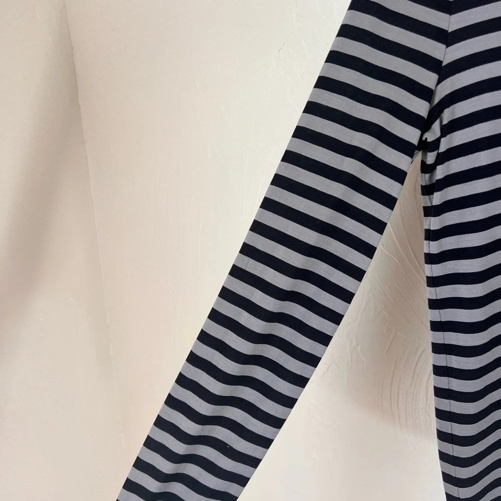 Tory Burch long sleeve striped crewneck t-shirt size XS